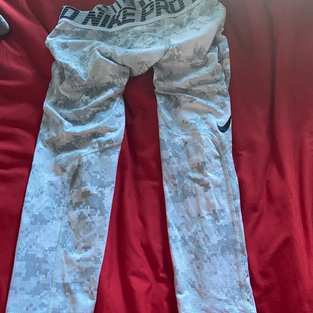 Nike tights digital camo